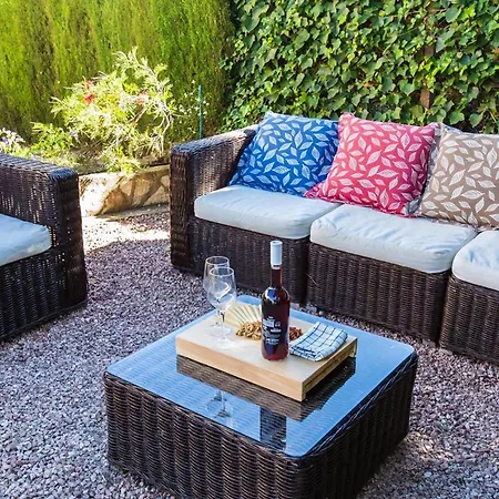 Holiday home Haus Mit Privatem Pool, Garten Und Privatem Parkplatz