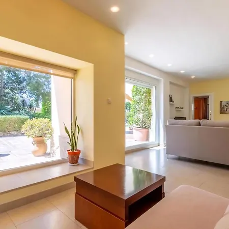 Haus Mit Privatem Pool, Garten Und Privatem Parkplatz Holiday home Denia