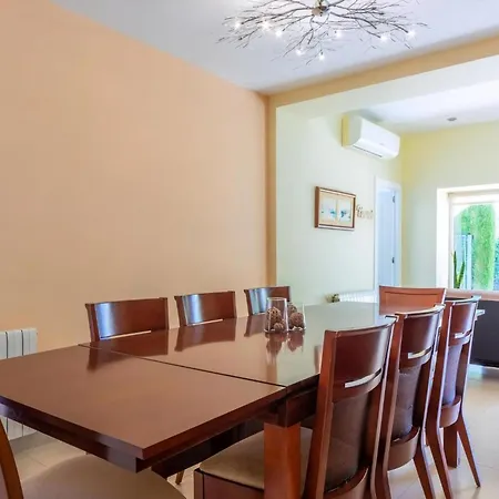 Haus Mit Privatem Pool, Garten Und Privatem Parkplatz Holiday home Denia